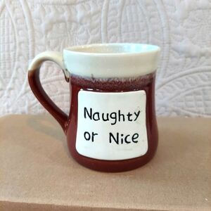 Naughty or Nice mug brown no chips cracks